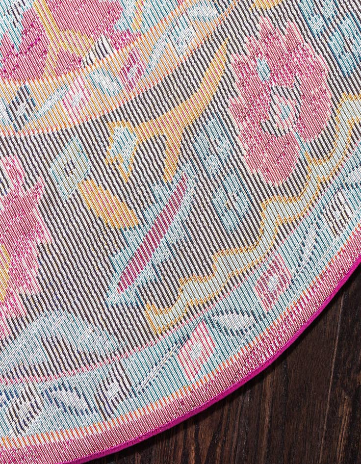 Detail image of  6' x 6'  Washable Fleur Round Rug