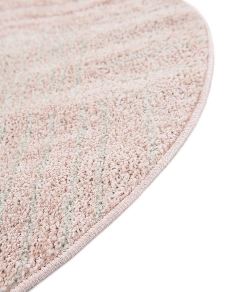 Detail image of  7' 10 x 7' 10 Hanahan Round Rug