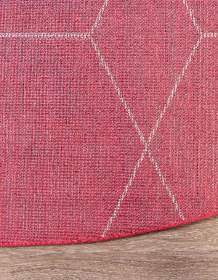 Detail image of  4' x 4' Lattice Frieze Round Rug