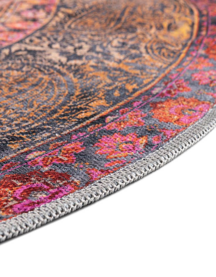 Detail image of  4' x 4'  Washable Mangata Round Rug