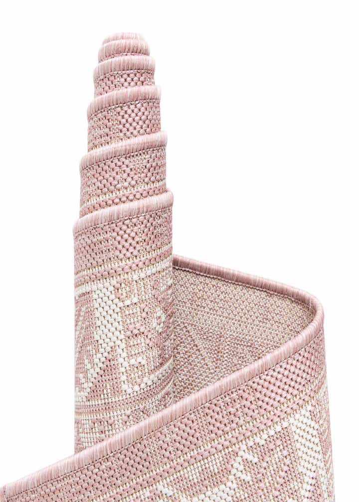 Pink 7' 10 x 7' 10 Aztec Indoor / Outdoor Round Rug | Rugs.com