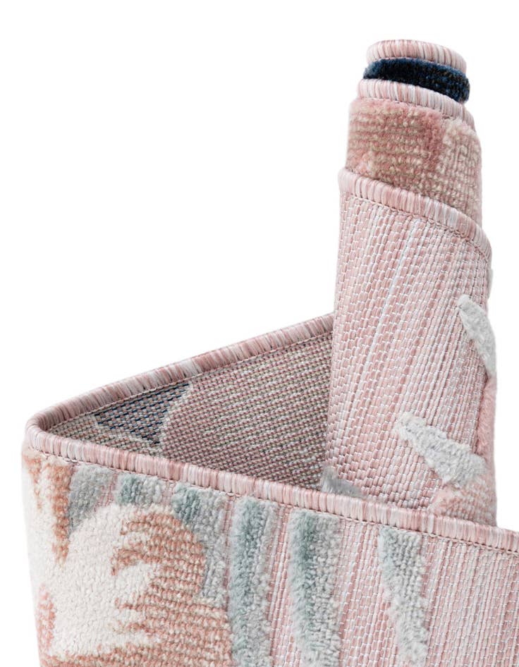 Detail image of  8' 2 x 8' 2  Washable Botanical Indoor / Outdoor Round Rug