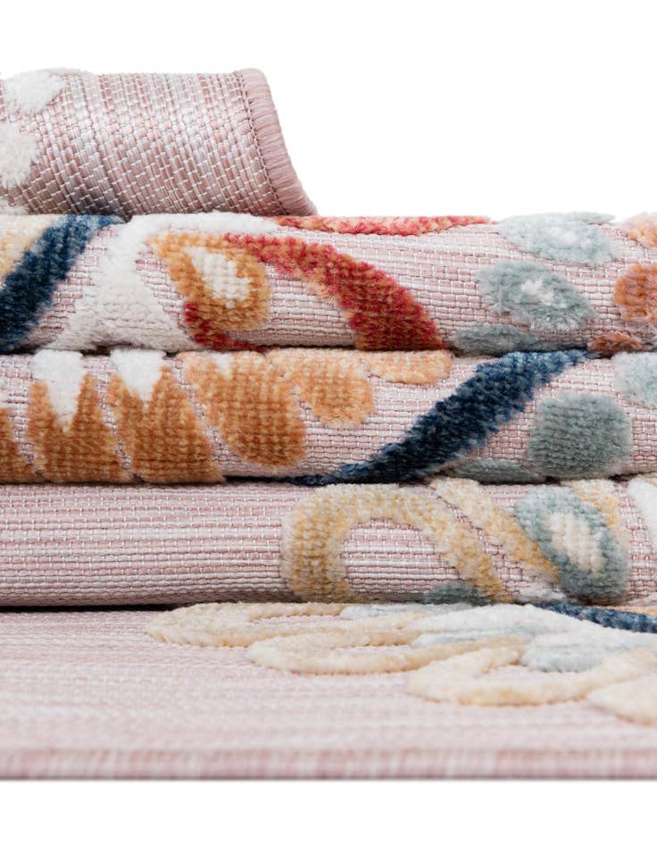 Detail image of  4' 5 x 4' 5  Washable Botanical Indoor / Outdoor Round Rug