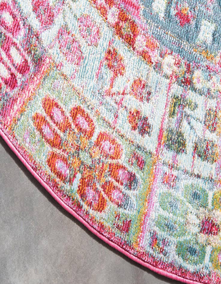 Detail image of  8' x 8' Santiago Round Rug