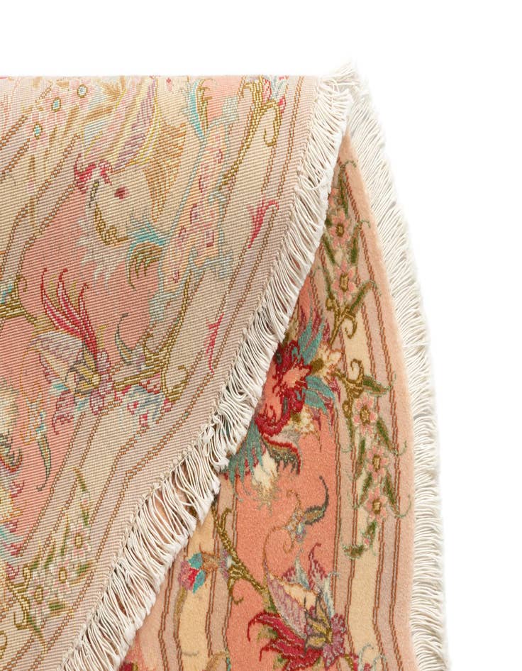 Detail image of  4' 11 x 4' 11 Tabriz Round Rug