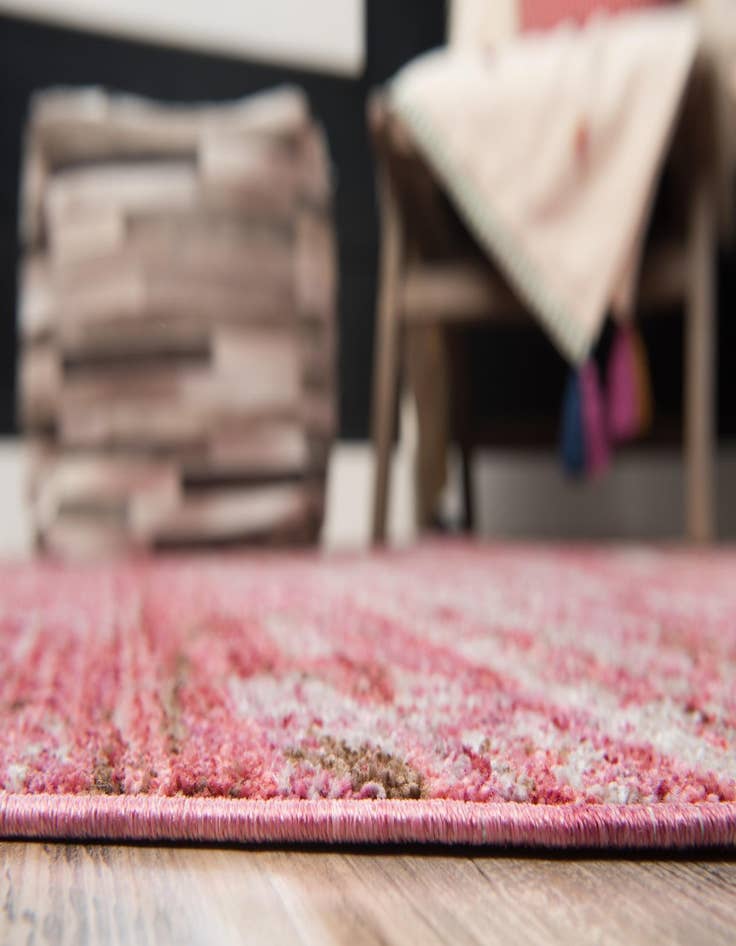 Detail image of  8' x 8' Vega Round Rug