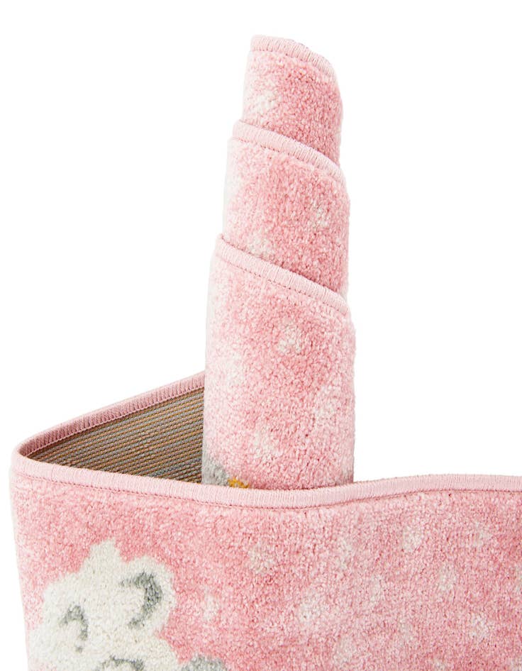 Detail image of  3' 3 x 3' 3 Llama Whimsy Kids Round Rug