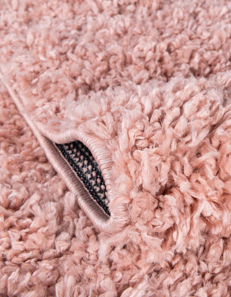 Detail image of  7' 6 x 7' 6 Zermatt Shag Round Rug