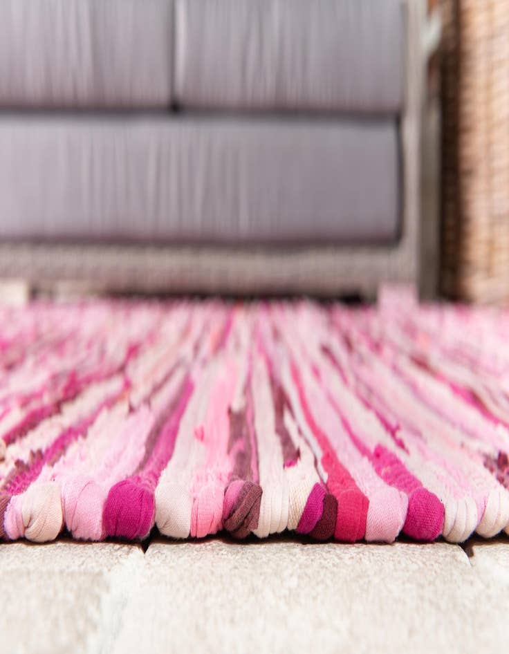 Detail image of  2' 7 x 9' 10  Hand Woven Chindi Cotton Runner Rug