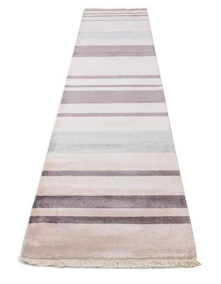 Detail image of  2' 8 x 12' 8 Darya Runner Rug