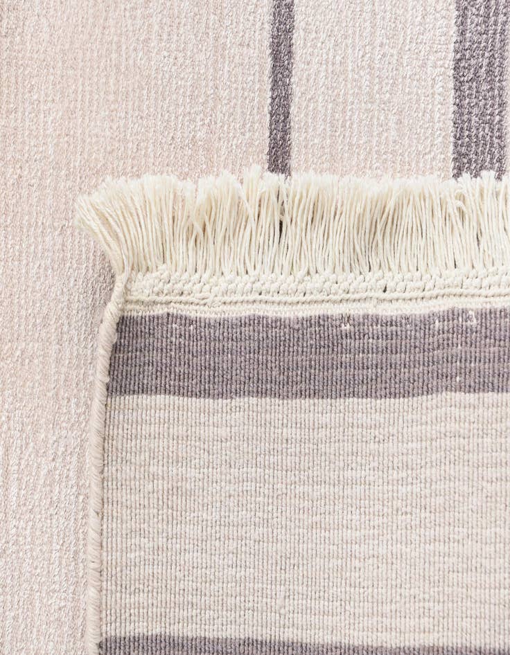 Detail image of  2' 8 x 9' 7 Darya Runner Rug