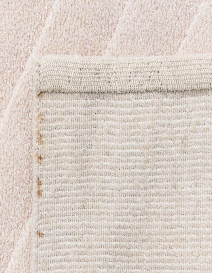 Detail image of  2' 7 x 12' 10 Darya Runner Rug