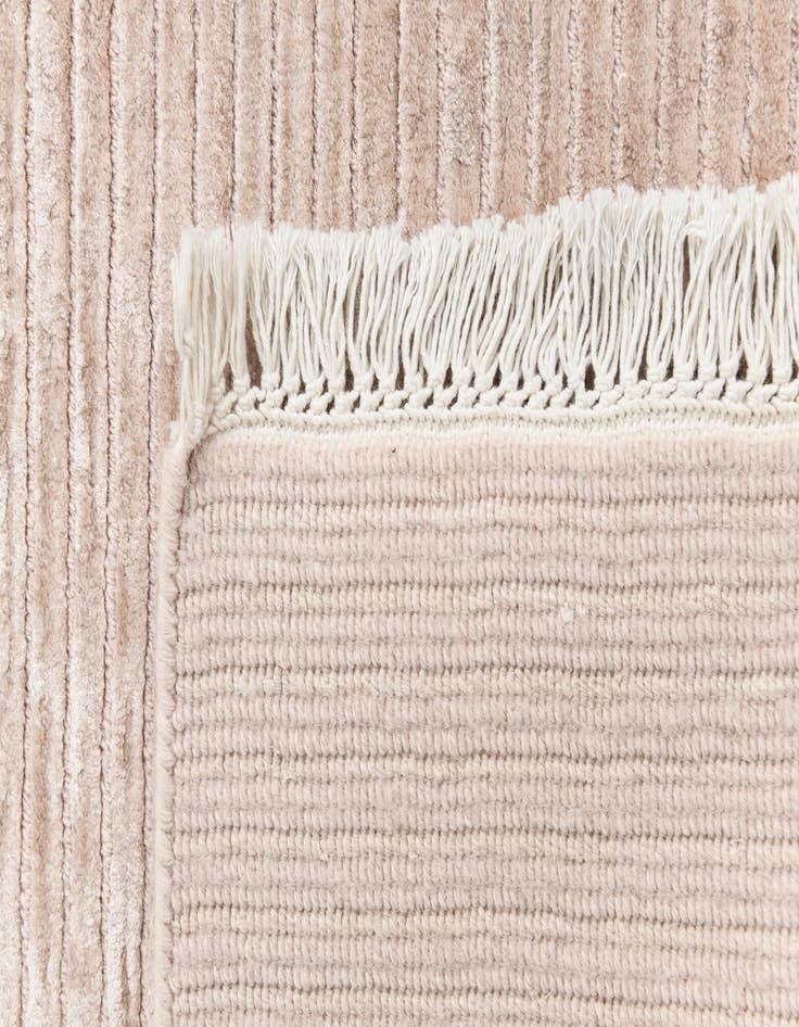 Detail image of  2' 7 x 12' 11 Darya Runner Rug