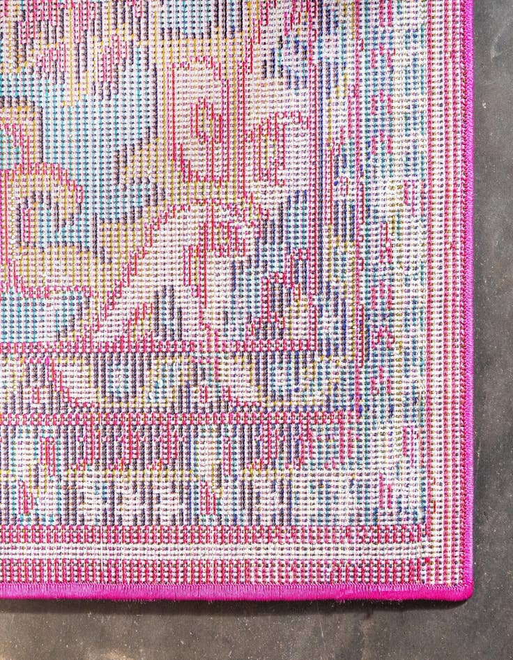 Detail image of  2' 7 x 10'  Washable Fleur Runner Rug