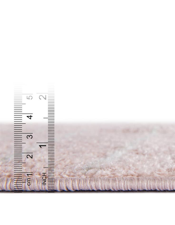 Detail image of  2' 7 x 10' Hanahan Runner Rug