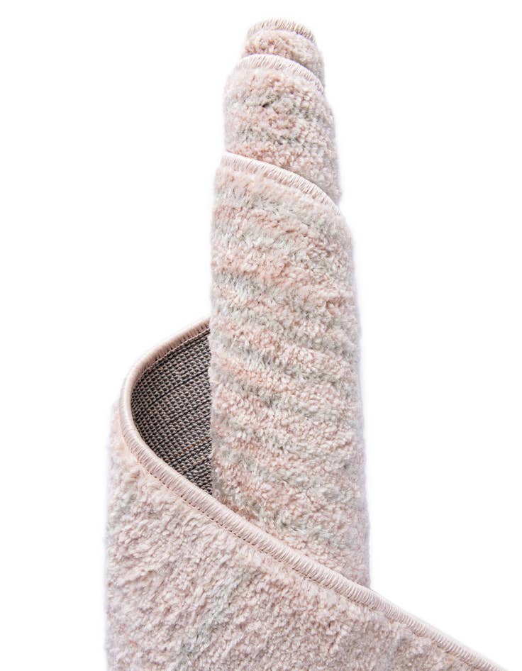 Detail image of  2' 7 x 10' Hanahan Runner Rug