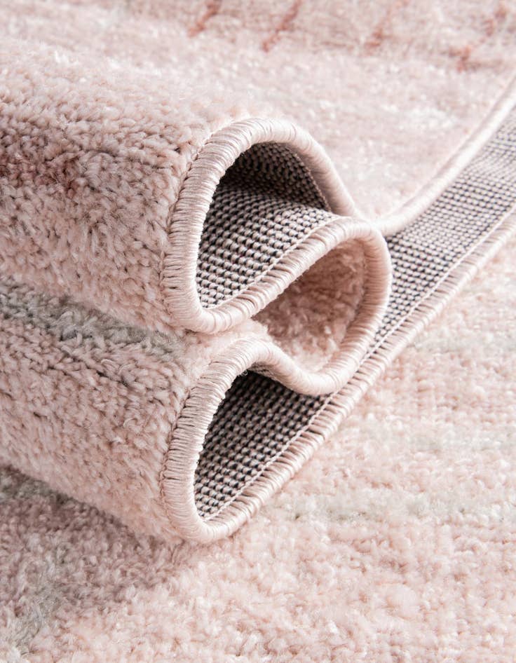 Detail image of  2' 7 x 10' Hanahan Runner Rug