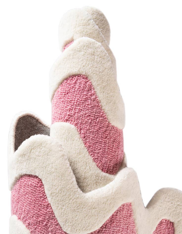 Detail image of  2' 7 x 8' Happy Rugs Wool Runner