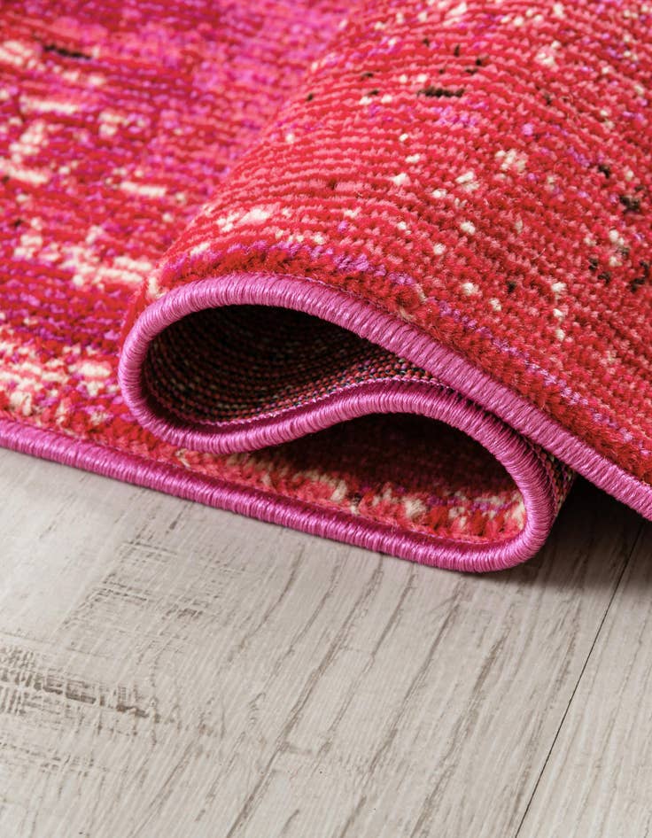 Detail image of  2' 7 x 10'  Washable Sevilla Runner Rug