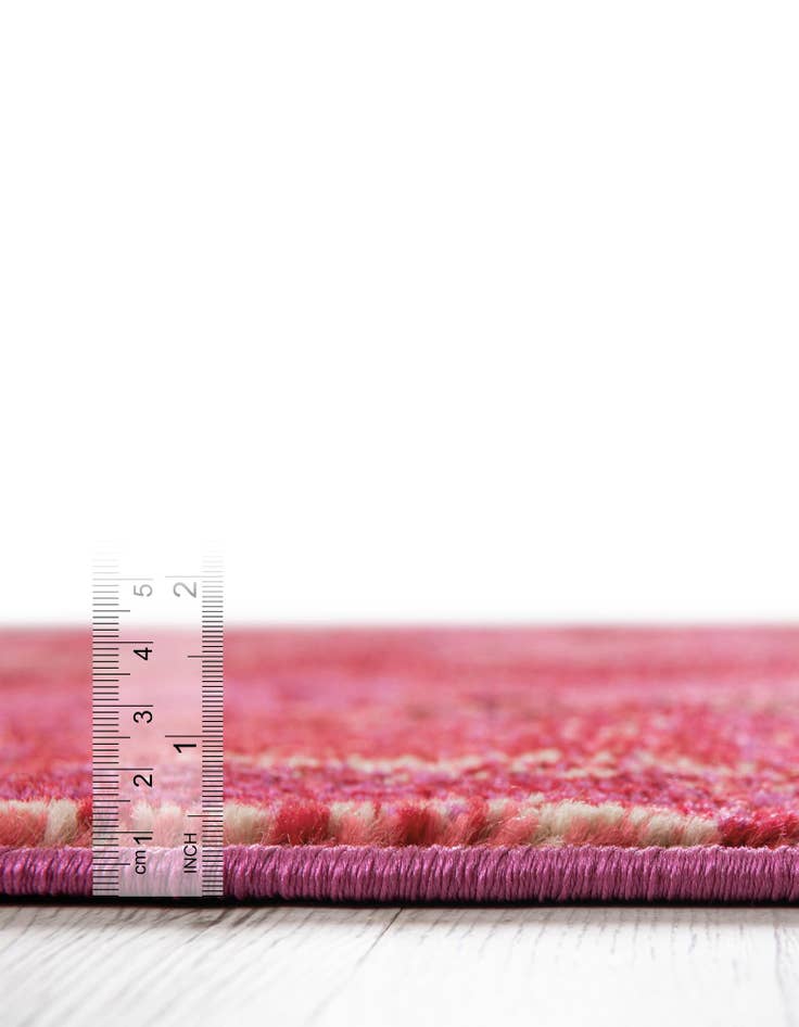 Detail image of  2' 7 x 10'  Washable Sevilla Runner Rug