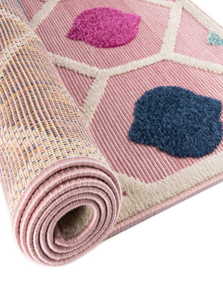Detail image of  5' 3 x 5' 3  Washable Aruba Indoor / Outdoor Square Rug