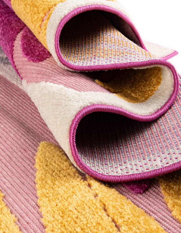 Detail image of  7' 10 x 7' 10  Washable Aruba Indoor / Outdoor Square Rug