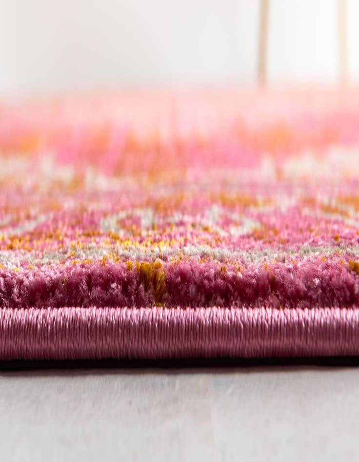 Detail image of 8' x 8' Delilah Square Rug