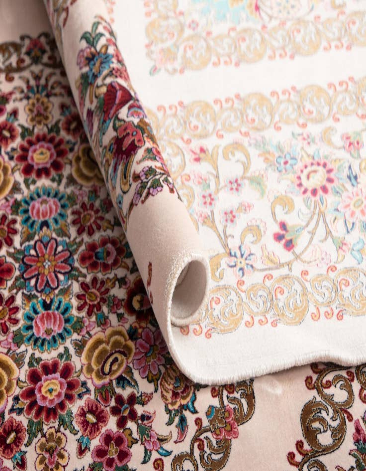 Detail image of  6' 7 x 6' 7 Ghom Design Square Rug