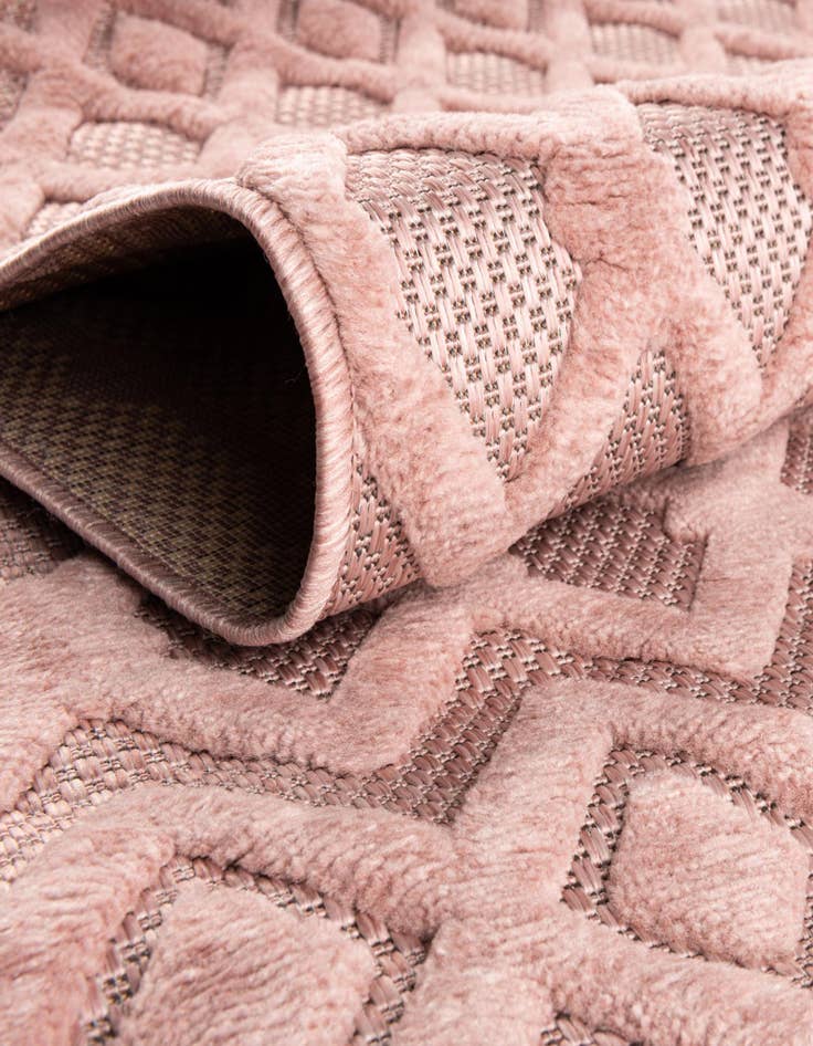 Detail image of  7' 10 x 7' 10  Washable Trellis Textured Indoor / Outdoor Square Rug