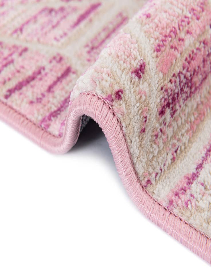 Detail image of Jill Zarin 7' 10 x 7' 10 Uptown Fifth Avenue Square Rug