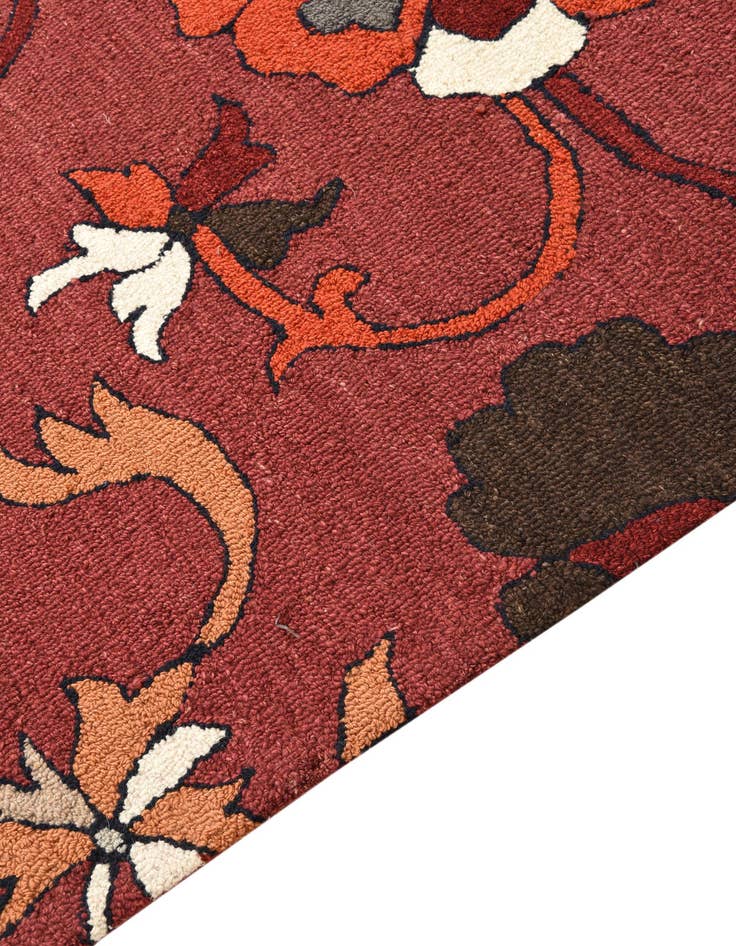 Detail image of  6' x 9' Agra Rug