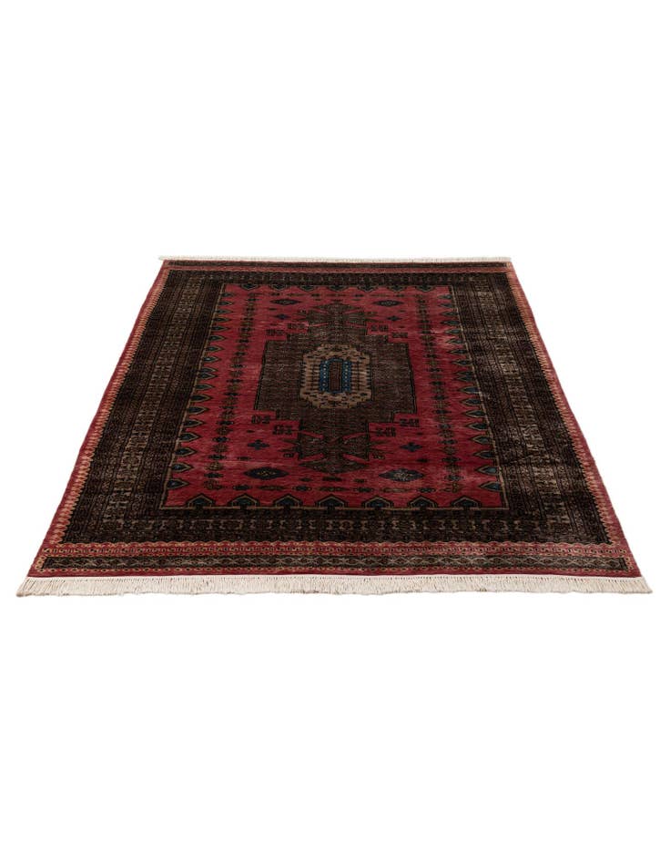 Detail image of  5' 3 x 7' 7  Hand Knotted Lahour Oriental Wool Rug