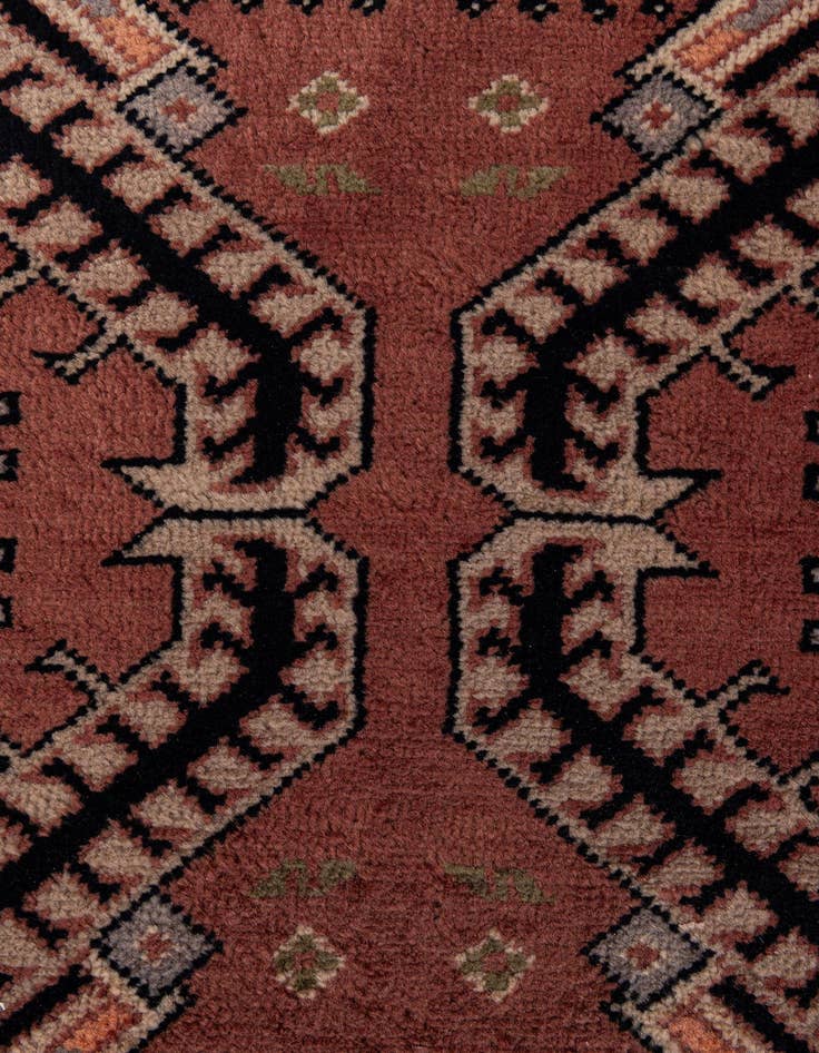 Detail image of  6' 8 x 9' 11  Hand Knotted Lahour Oriental Wool Rug