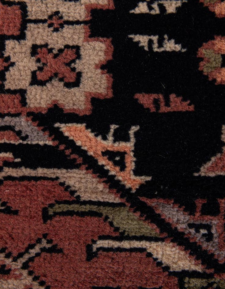 Detail image of  6' 8 x 9' 11  Hand Knotted Lahour Oriental Wool Rug