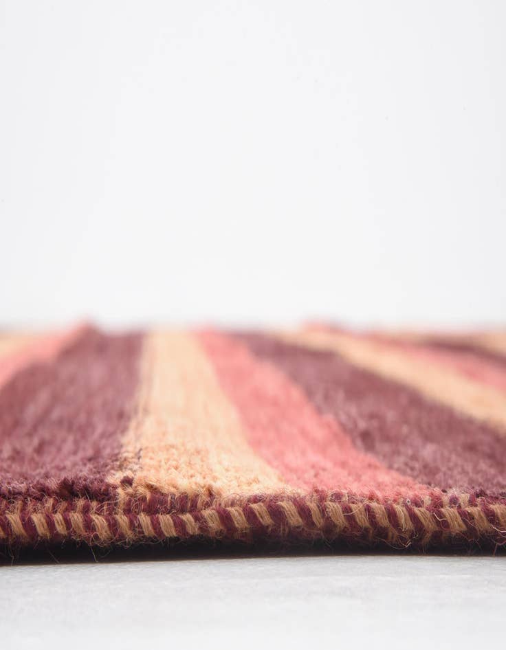 Detail image of  5' 5 x 7' 10  Hand Knotted Modern Ziegler Rug