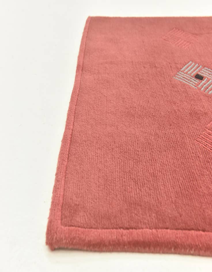 Detail image of  4' x 6'  Hand Knotted Nepal Wool Rug