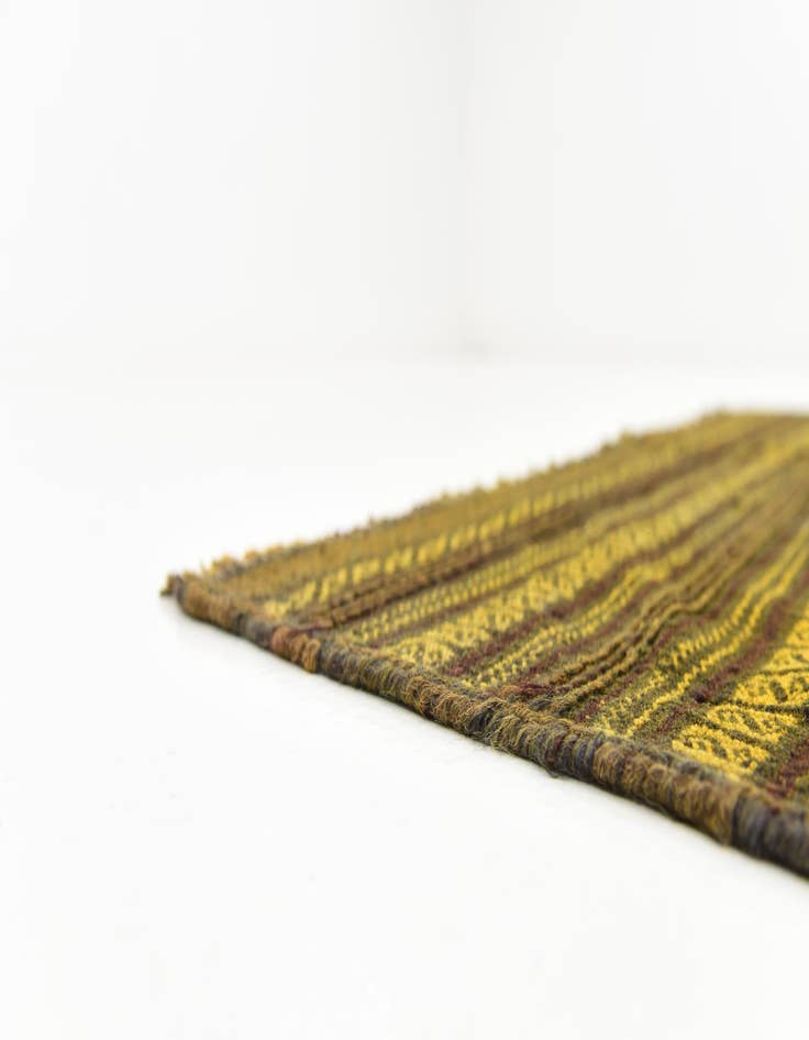 Detail image of  3' 10 x 4' 4  Hand Knotted Sumak Wool Square Rug