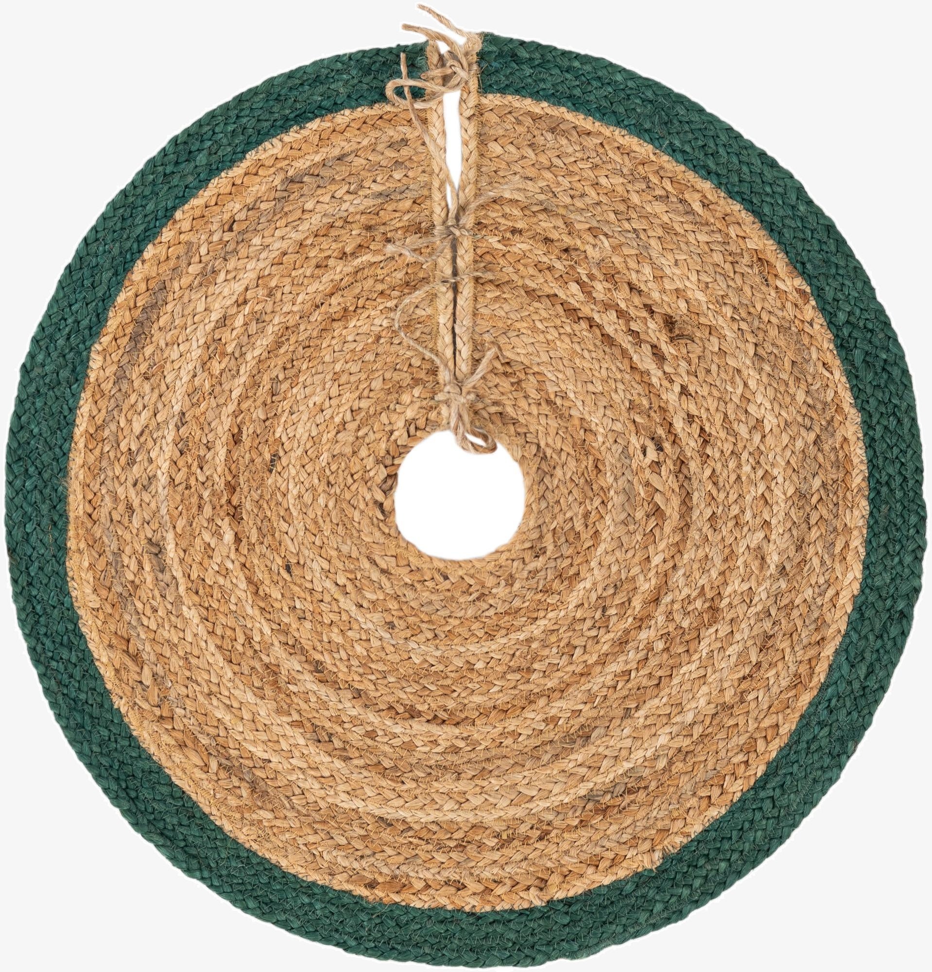  2' 2 x 2' 2  Hand Braided Christmas Tree Skirt