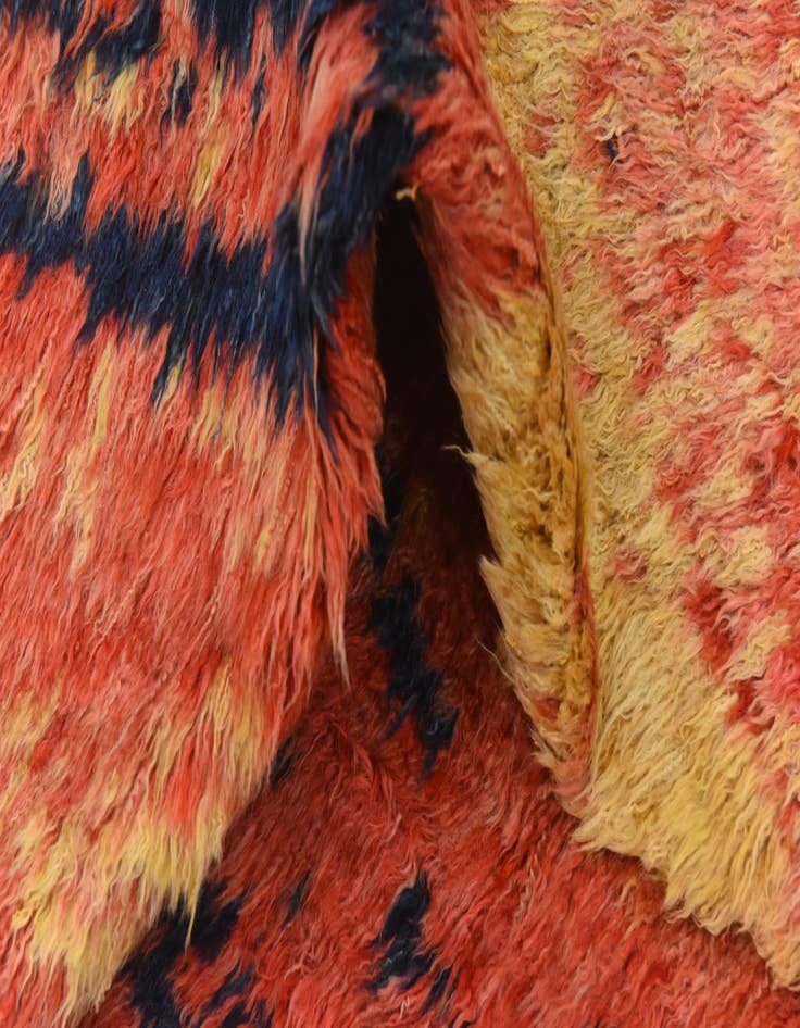 Detail image of  6' 5 x 9' 5  Hand Knotted Darya Wool Rug