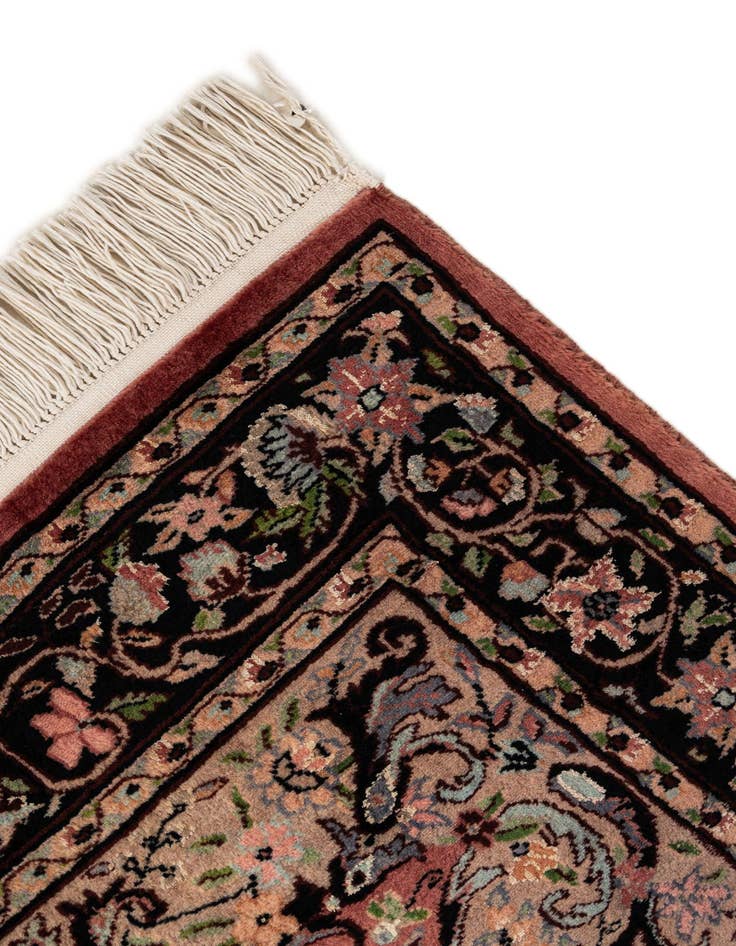 Detail image of  3' 1 x 5' 2  Hand Knotted Kashmir Oriental Rug