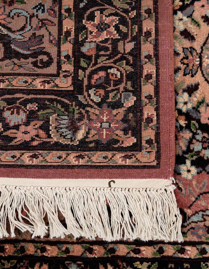 Detail image of  3' 1 x 5' 2  Hand Knotted Kashmir Oriental Rug