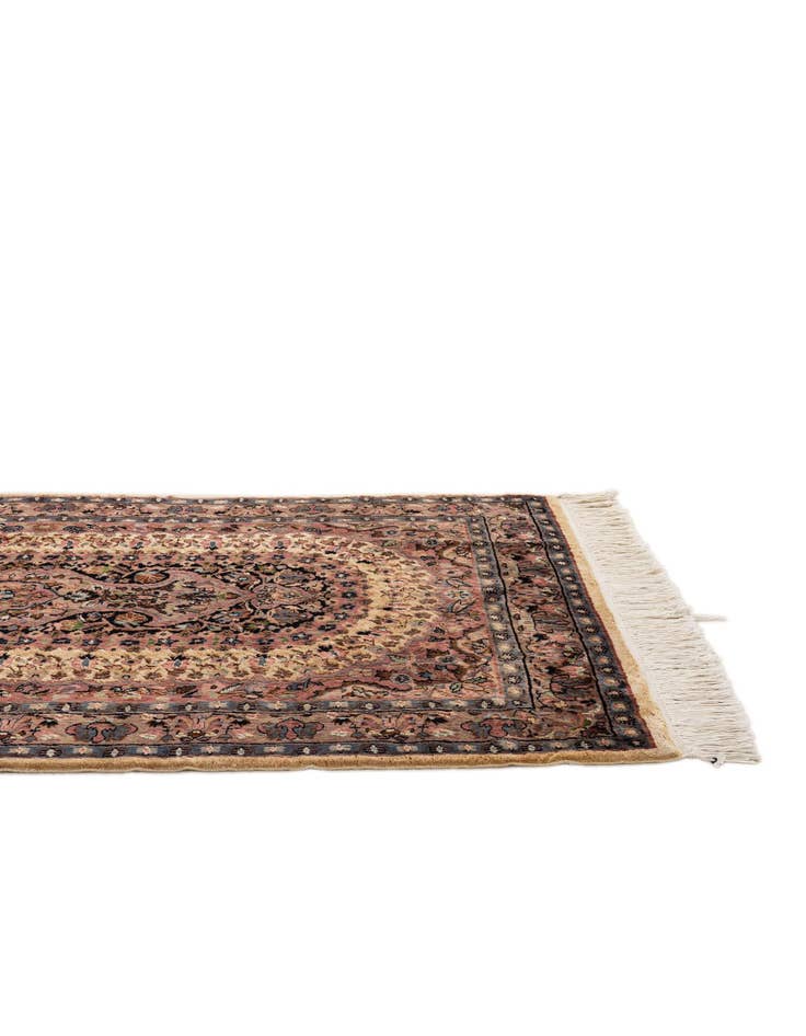 Detail image of  3' 2 x 5' 4  Hand Knotted Lahour Oriental Rug