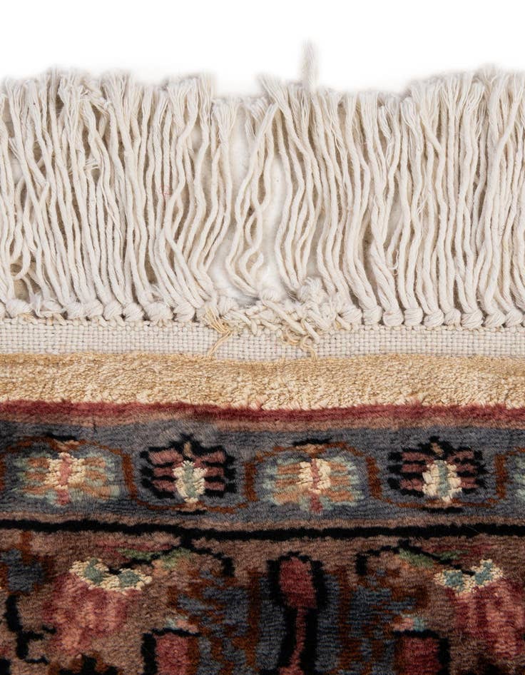 Detail image of  3' 2 x 5' 4  Hand Knotted Lahour Oriental Rug