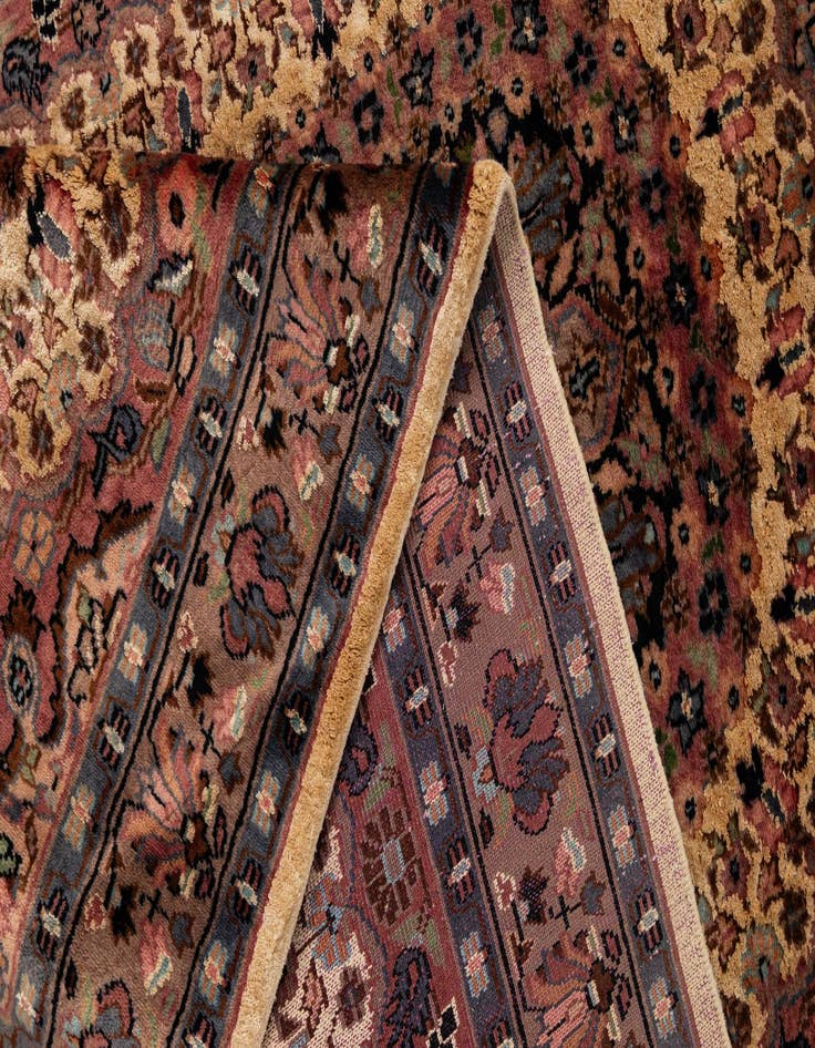 Detail image of  3' 2 x 5' 4  Hand Knotted Lahour Oriental Rug