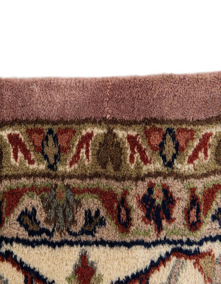 Detail image of  6' 3 x 9' 9  Hand Knotted Sarough Wool Rug