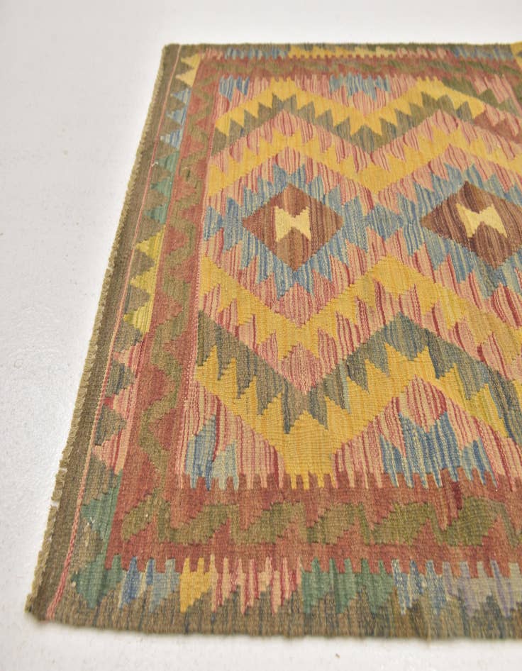 Detail image of  3' 2 x 3' 4  Hand Woven Kilim Maymana Wool Square Rug