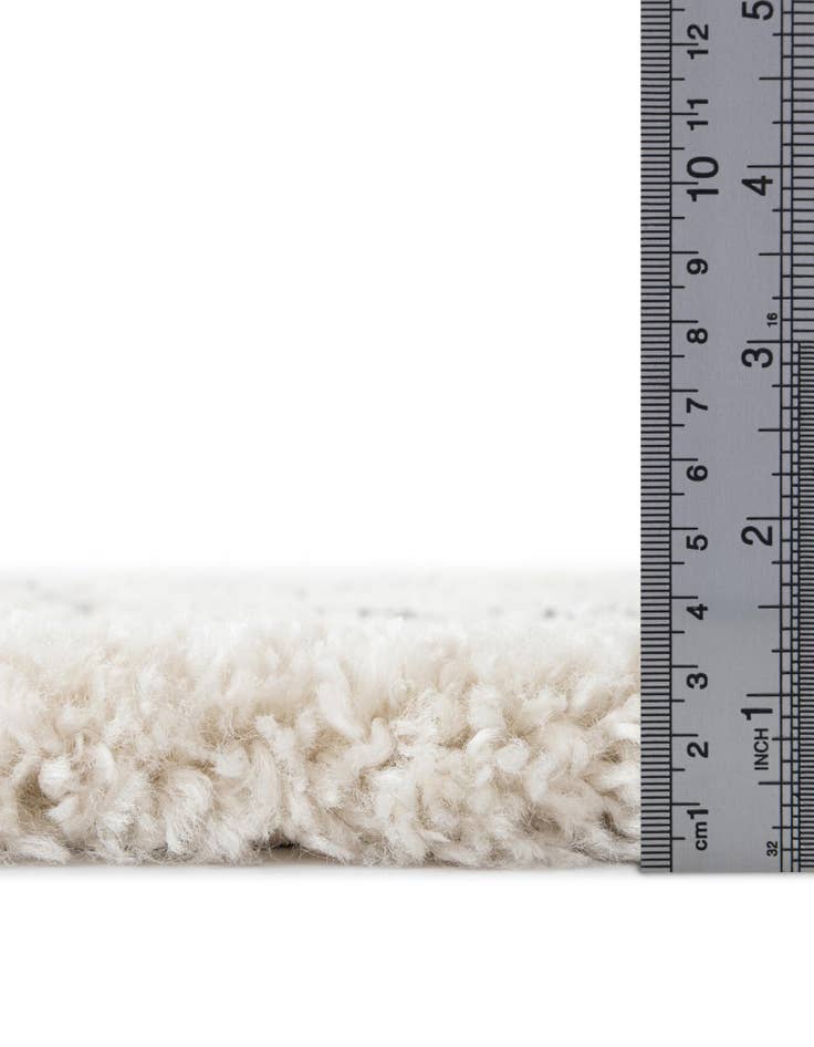 Detail image of  4' x 6' Moroccan Shag Oval Rug