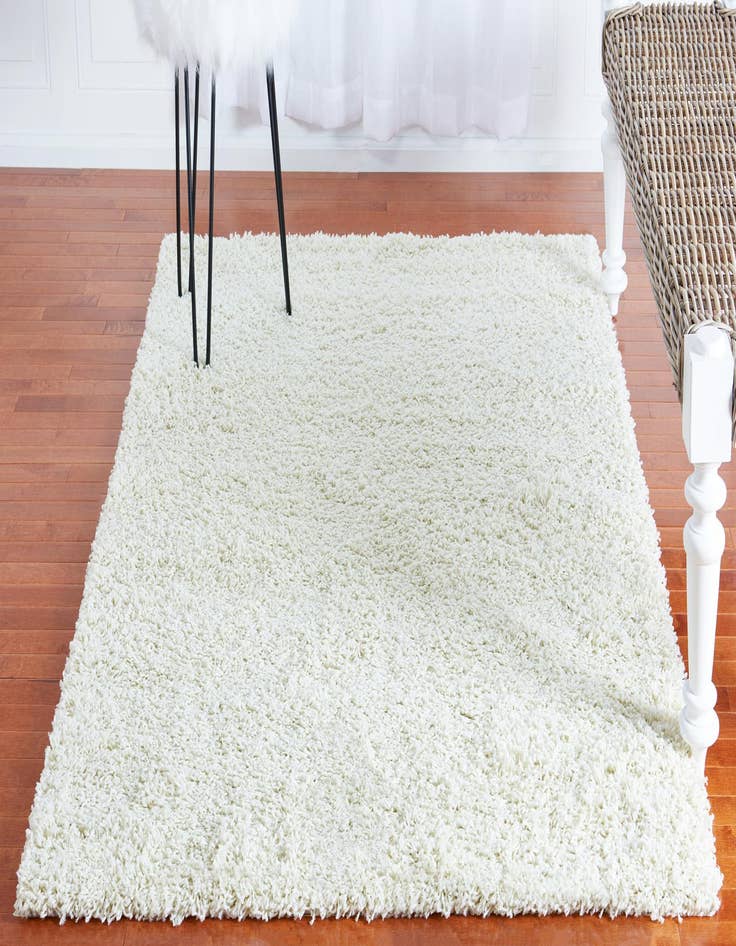 Detail image of  4' x 6' Solid Shag Rug