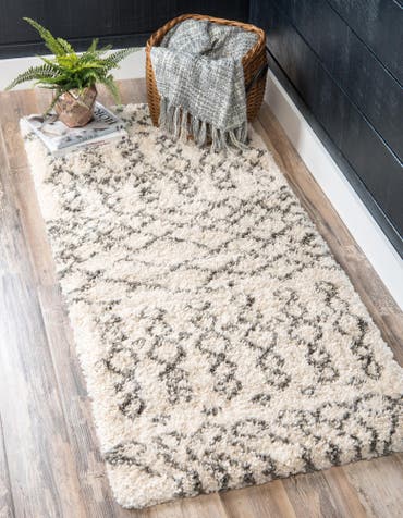  2' 7 x 12' Moroccan Shag Runner Rug