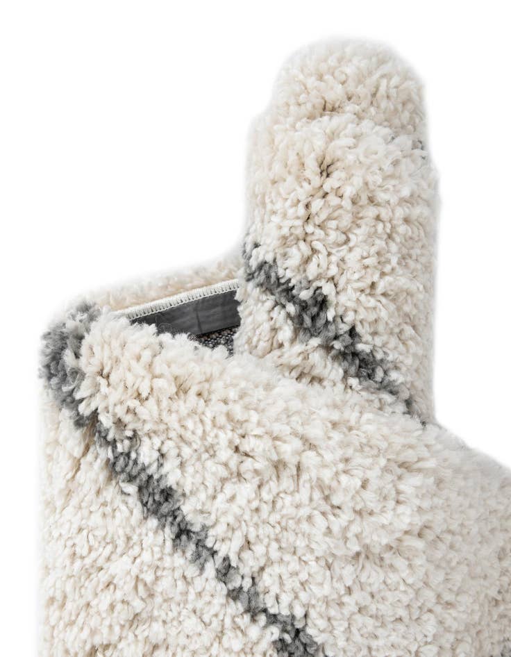 Detail image of  3' 3 x 19' 8 Moroccan Shag Runner Rug